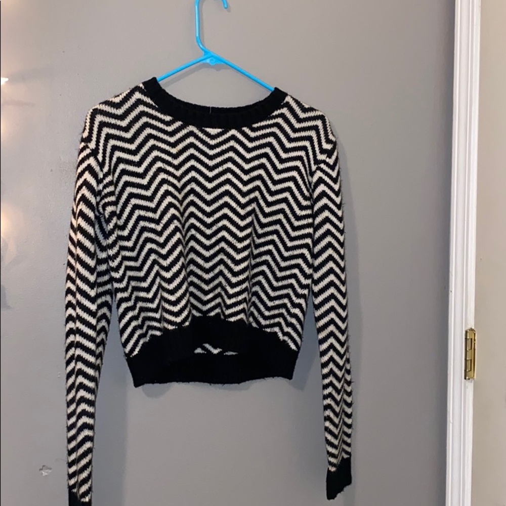 Crop sweater